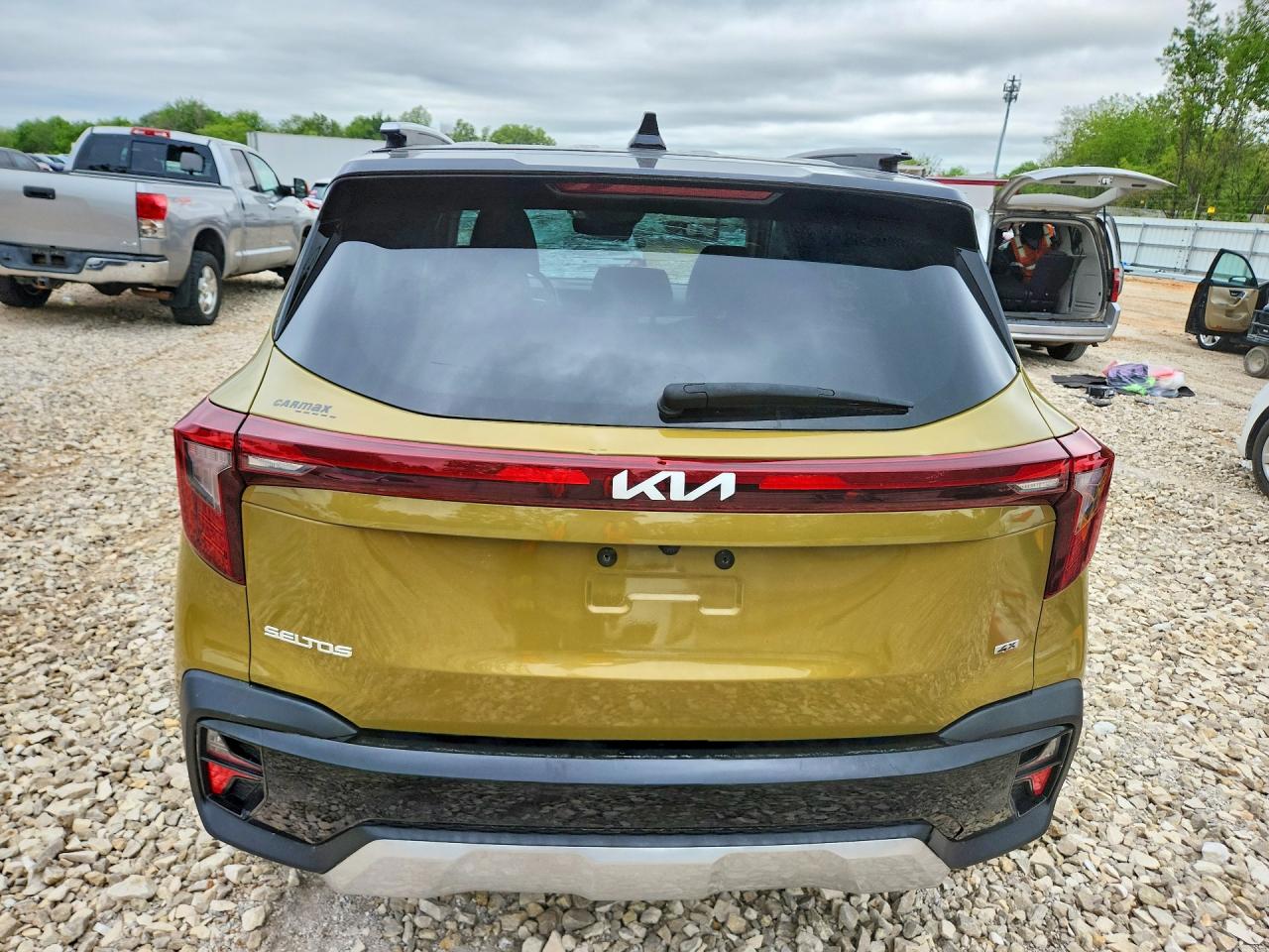 KIA SELTOS 2024 — 7