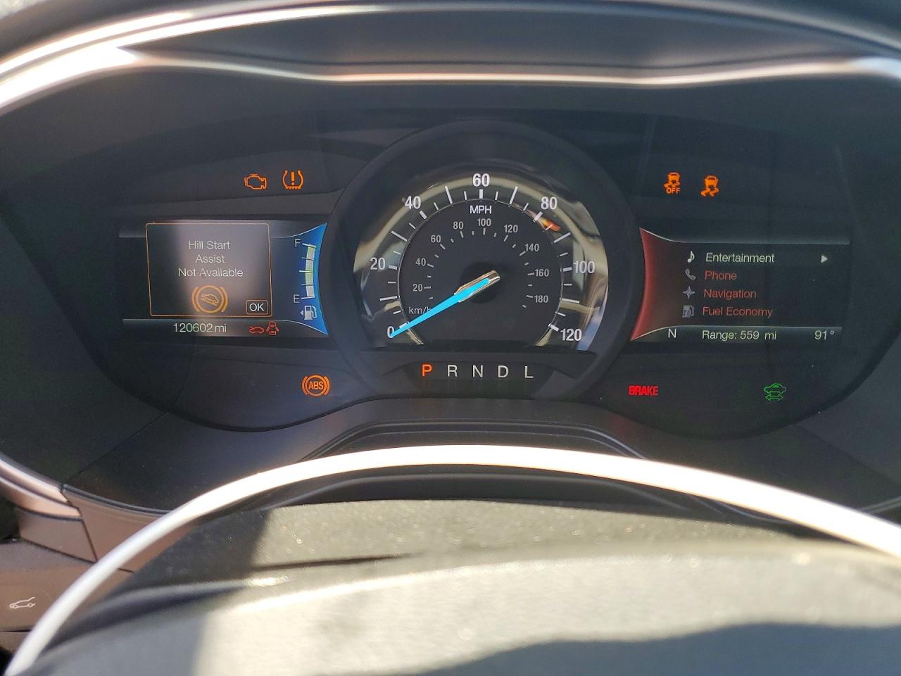 FORD FUSION 2019 — 10