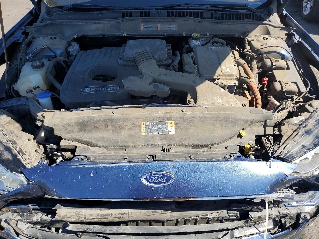 FORD FUSION 2019 — 12