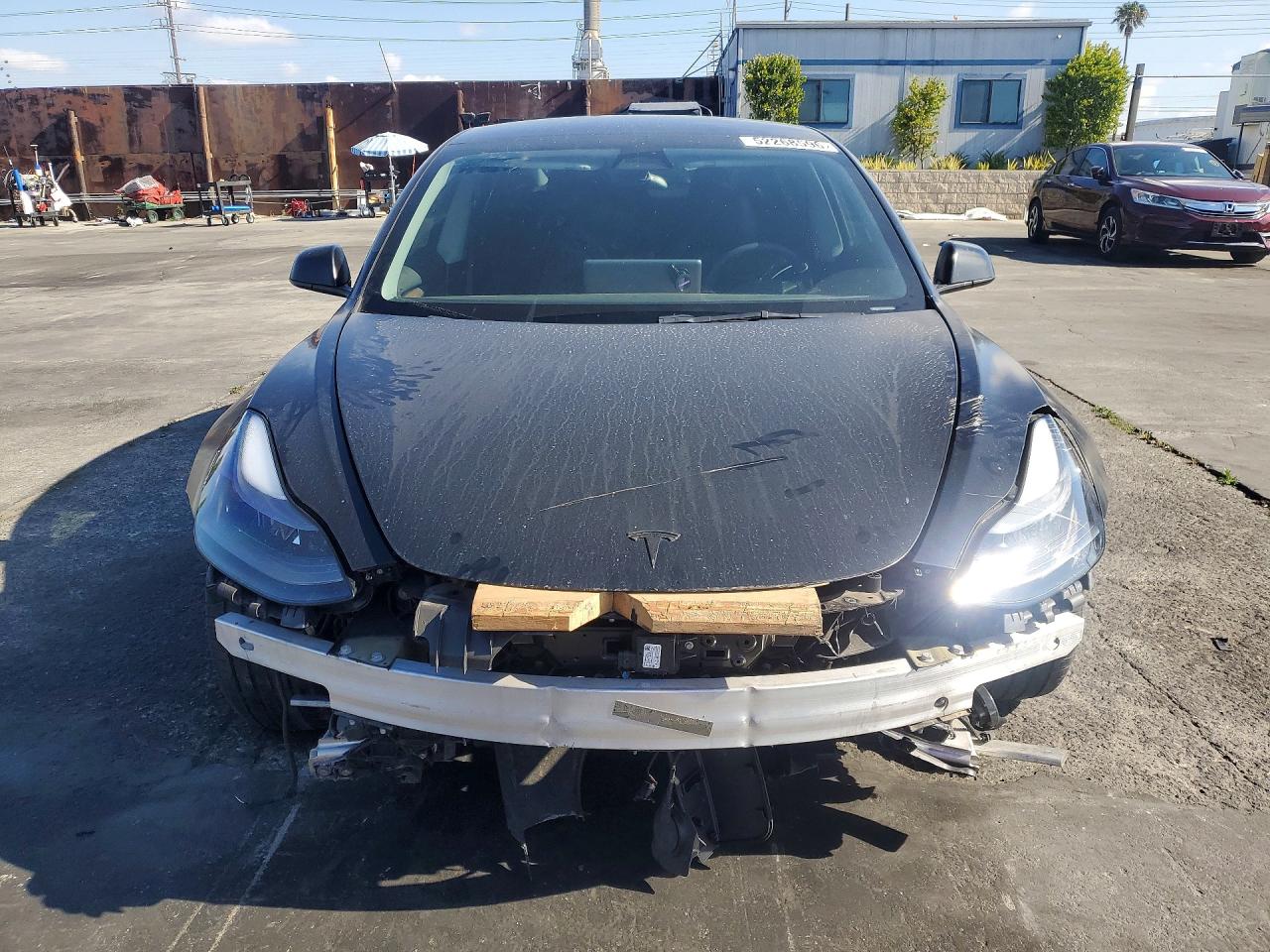 TESLA MODEL 3 2022 — 6