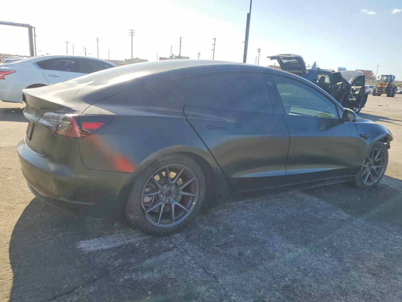 TESLA MODEL 3 2022 — 4