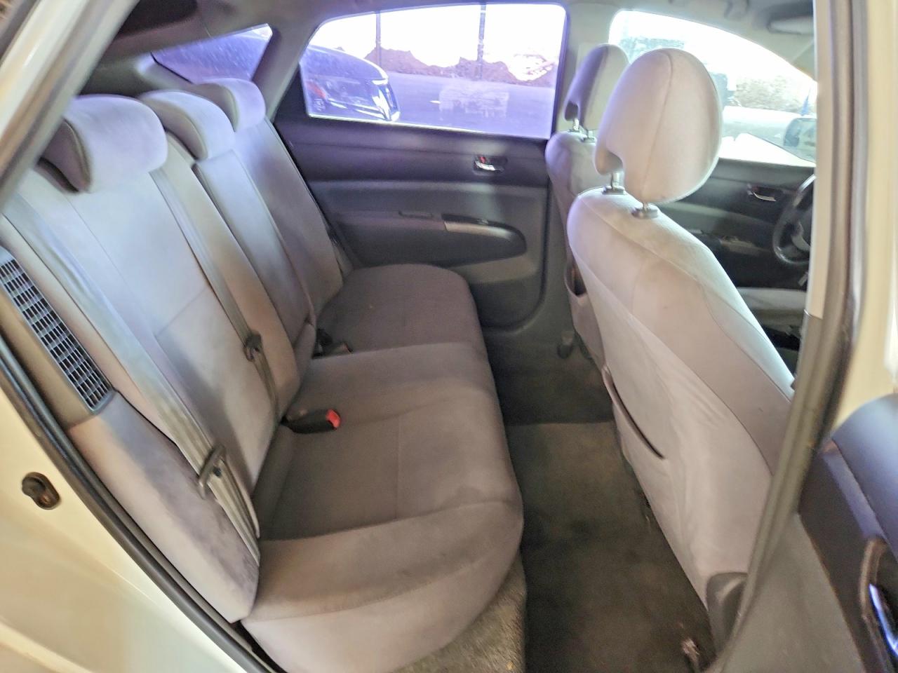 TOYOTA PRIUS 2004 — 11