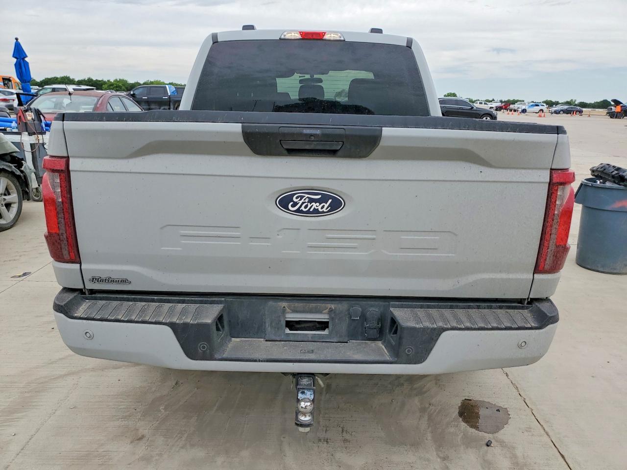 FORD F150 2024 — 7