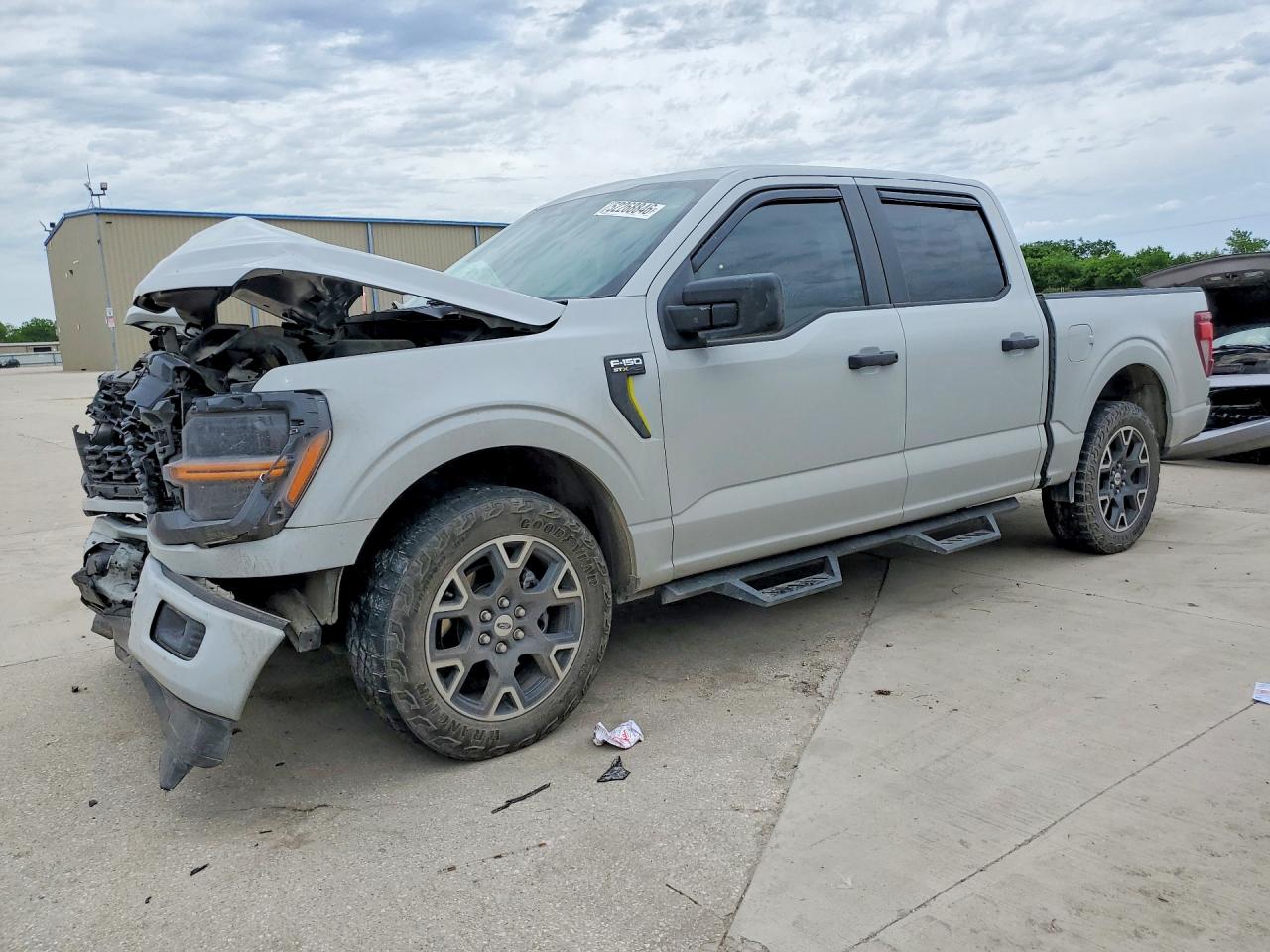 FORD F150 2024 — 2