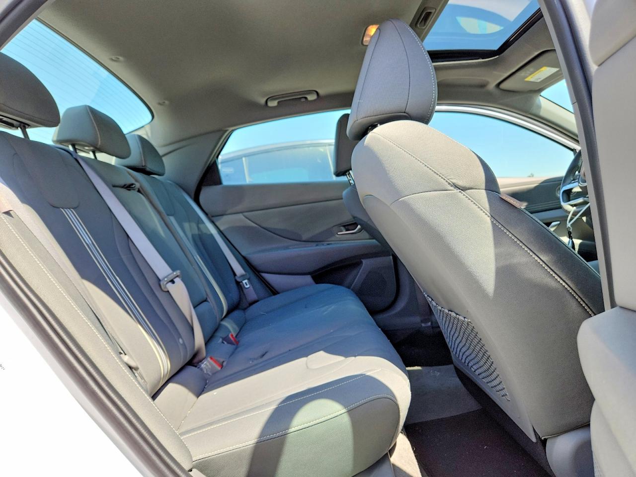 HYUNDAI ELANTRA 2025 — 11