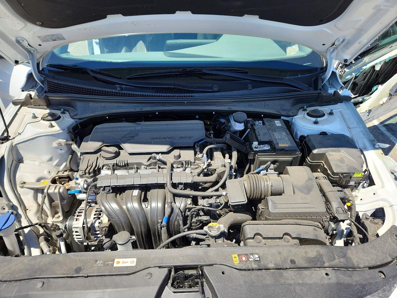 HYUNDAI ELANTRA 2025 — 12