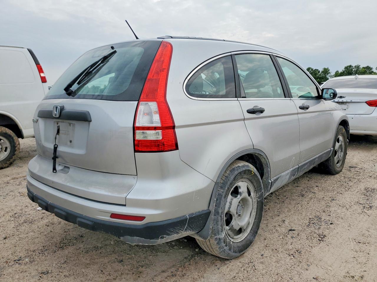 HONDA CR-V 2011 — 4