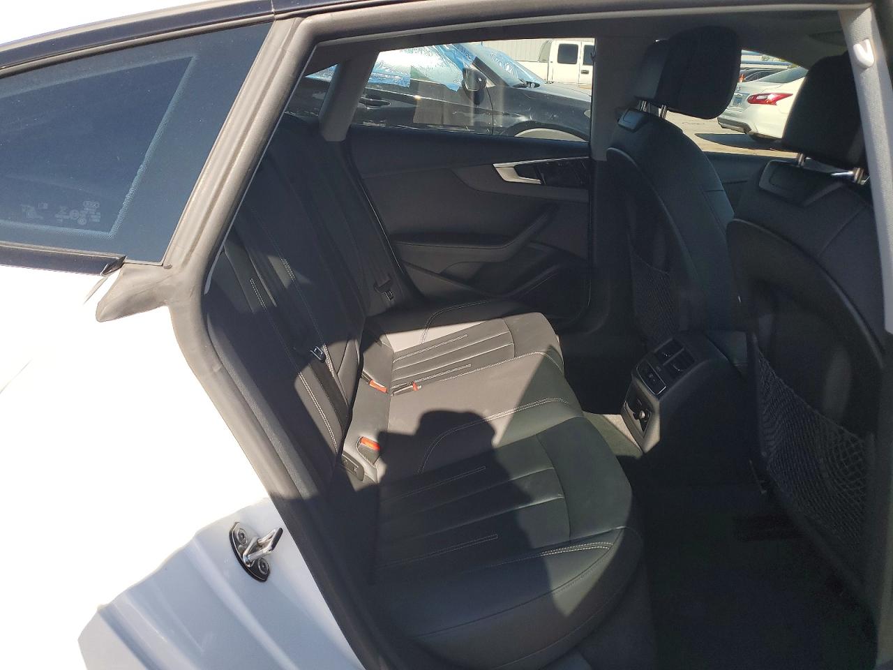 AUDI A5 2022 — 12