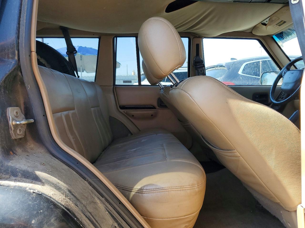 JEEP CHEROKEE 1999 — 11