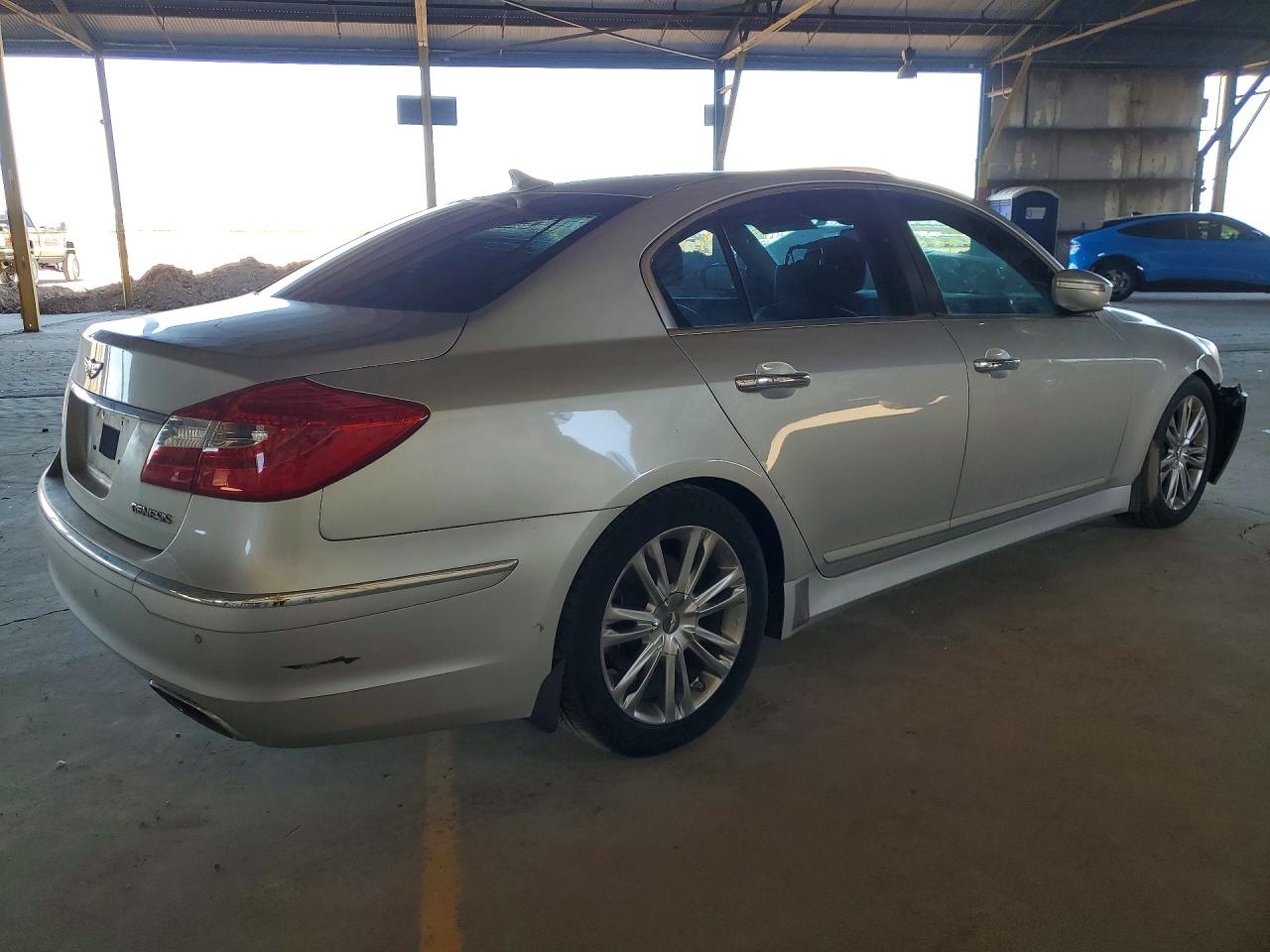 HYUNDAI GENESIS 2012 — 4