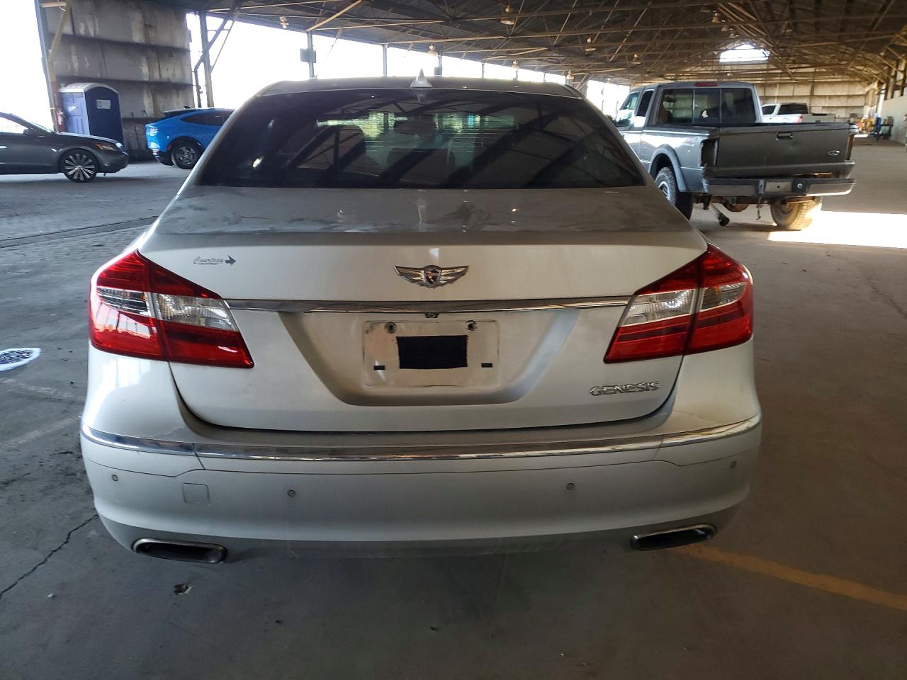 HYUNDAI GENESIS 2012 — 7
