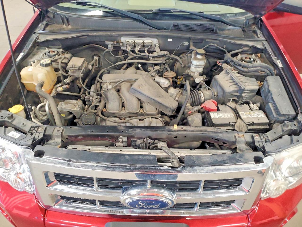 FORD ESCAPE 2008 — 13