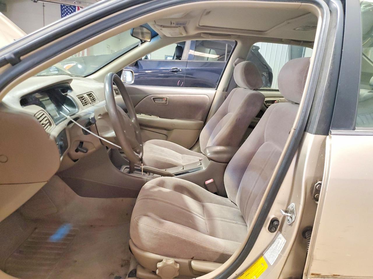 TOYOTA CAMRY 1998 — 8