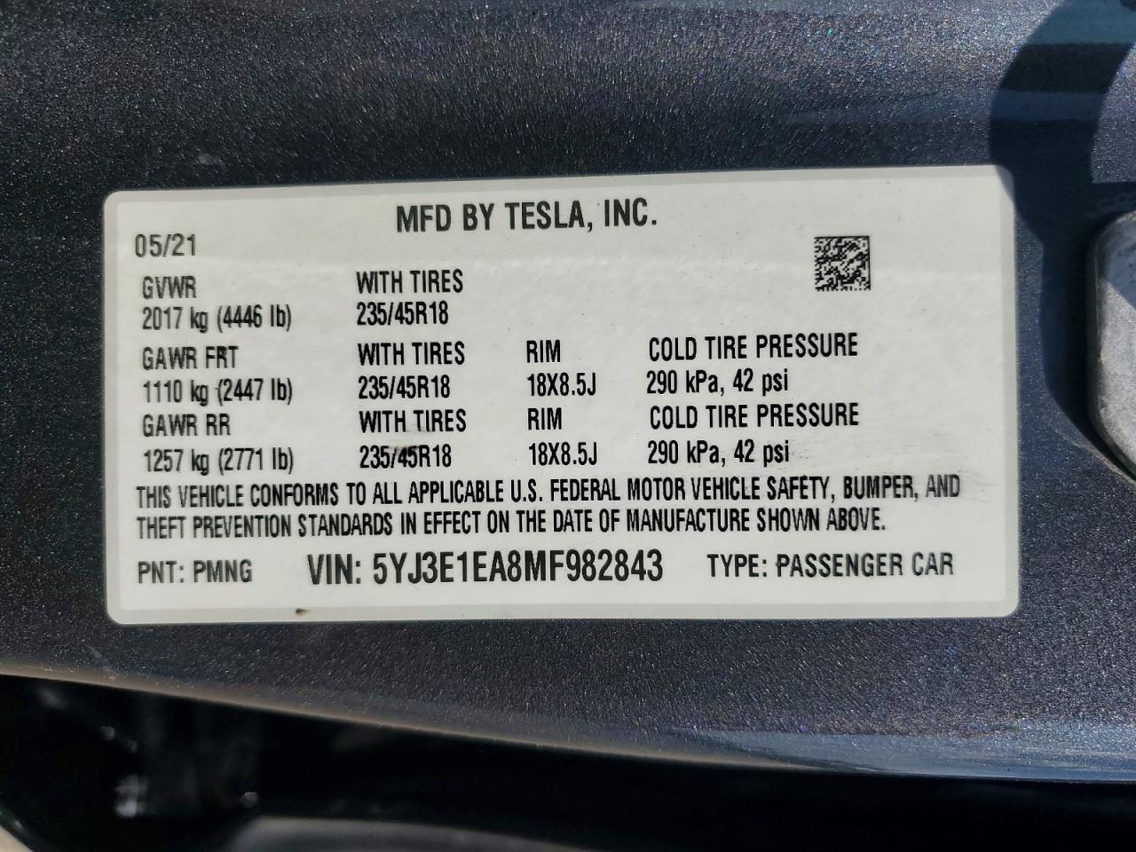 TESLA MODEL 3 2021 — 13
