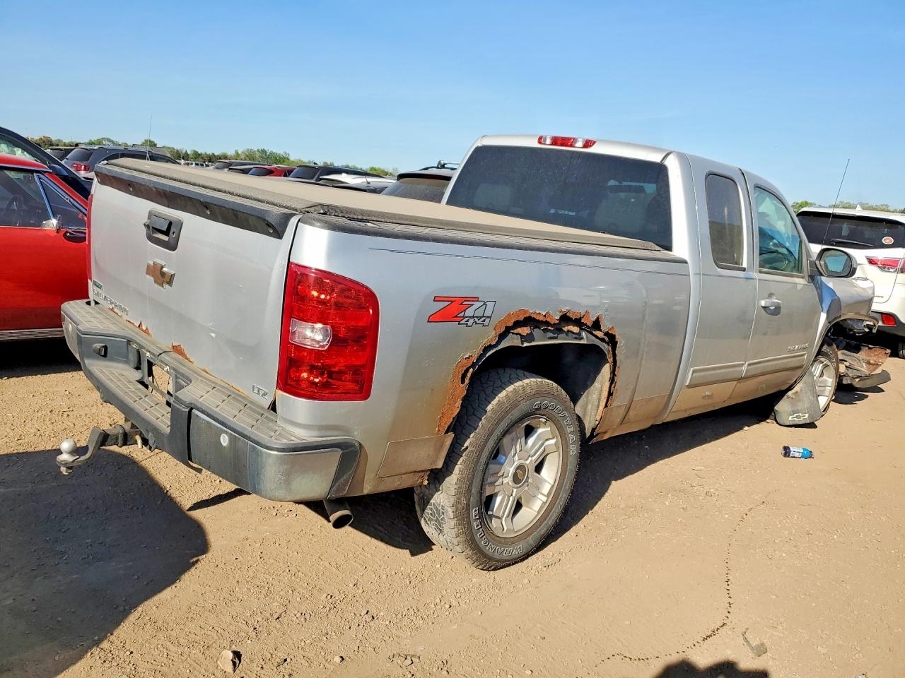 CHEVROLET SILVERADO 2011 — 4