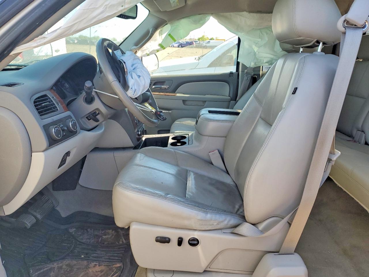 CHEVROLET SILVERADO 2011 — 8
