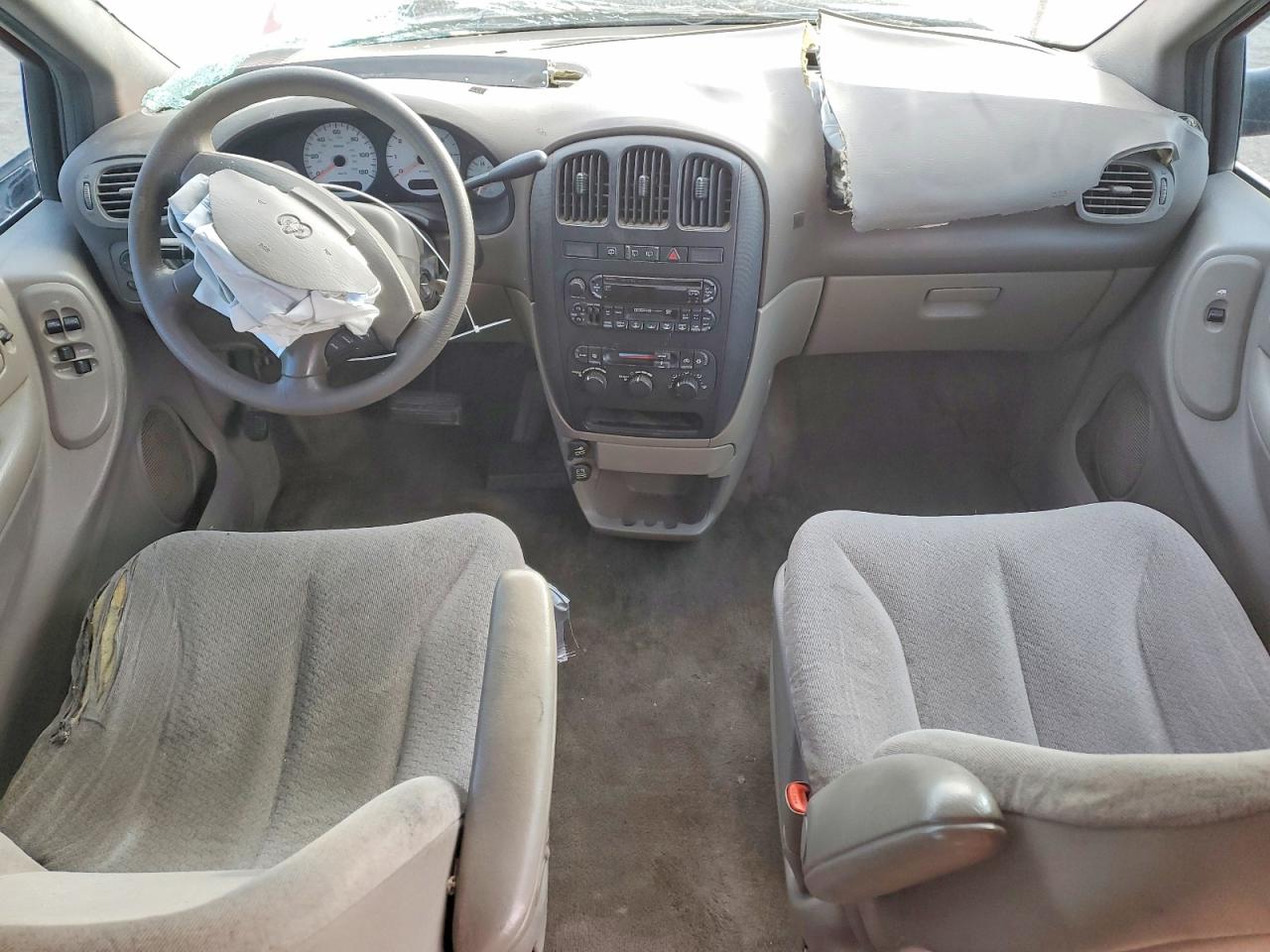 DODGE GRAND CARAVAN 2003 — 9