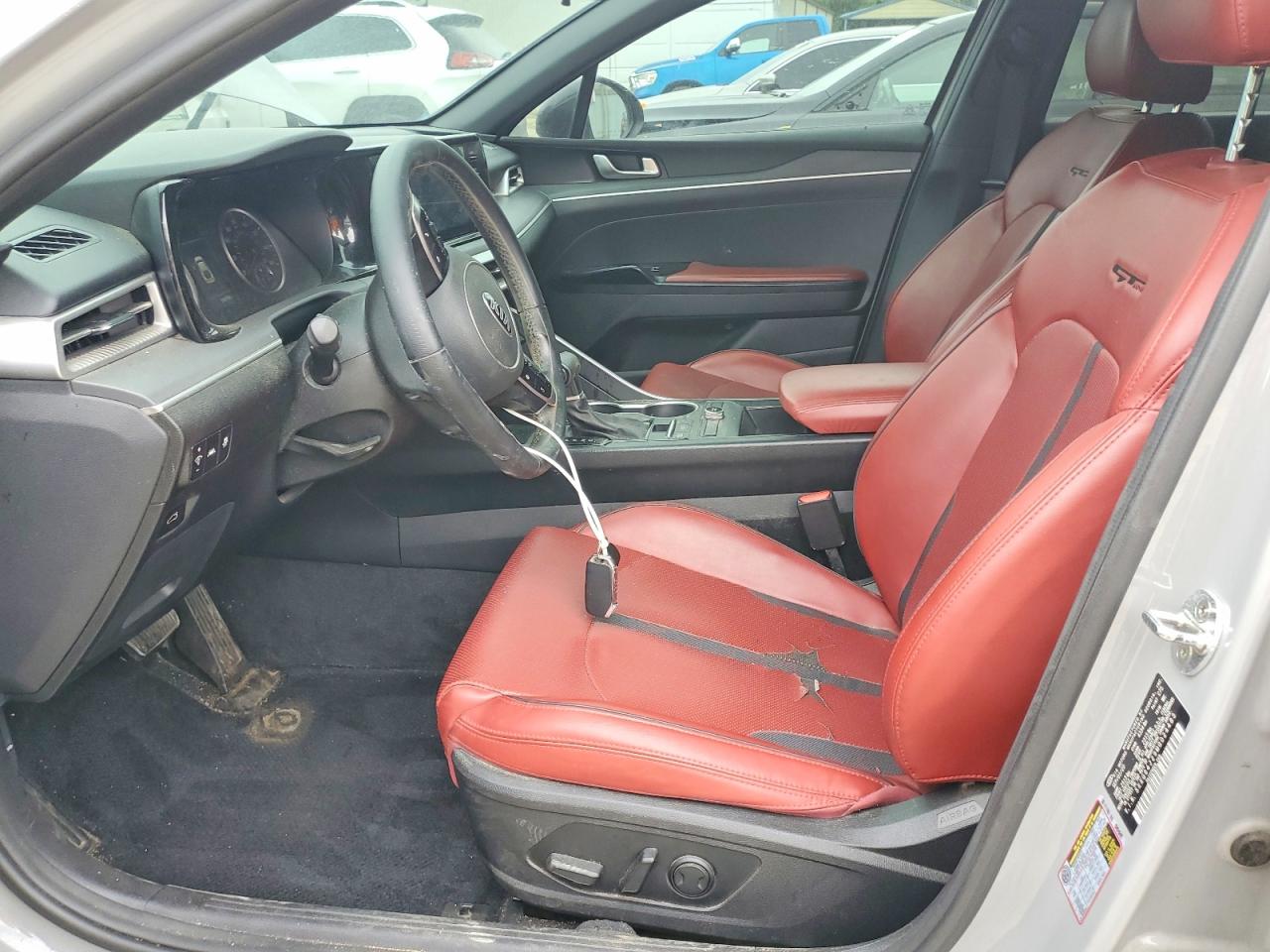 KIA K5 2021 — 8