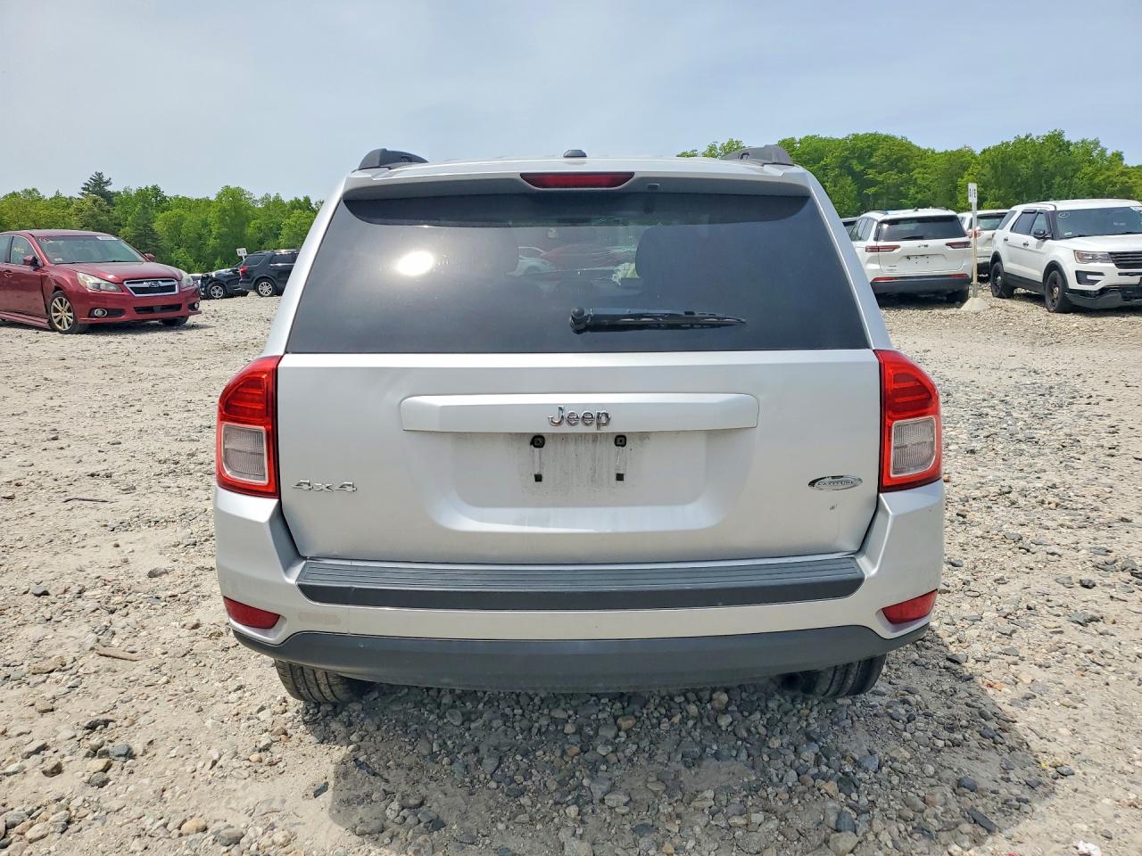 JEEP COMPASS 2011 — 7