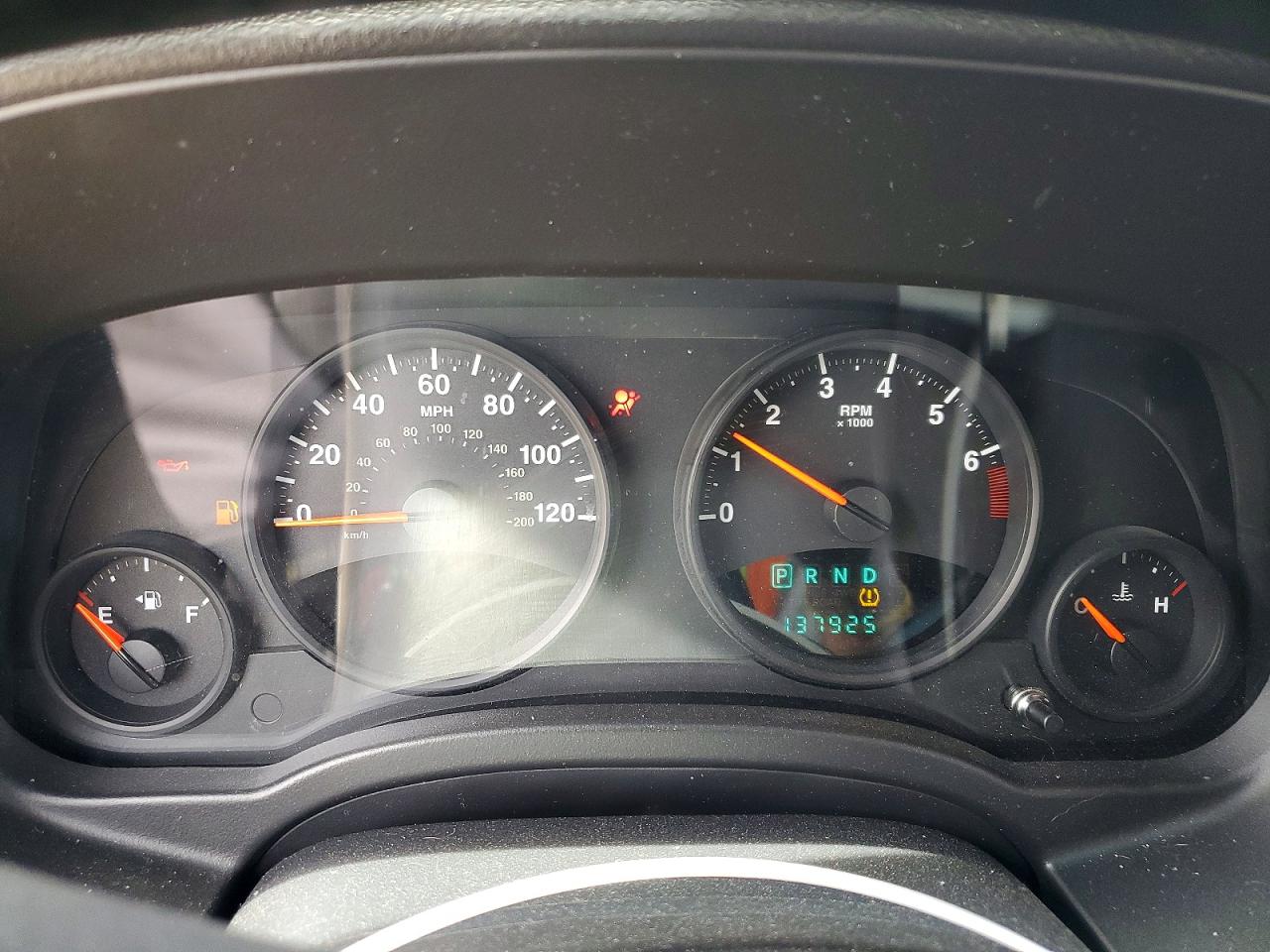 JEEP COMPASS 2011 — 10