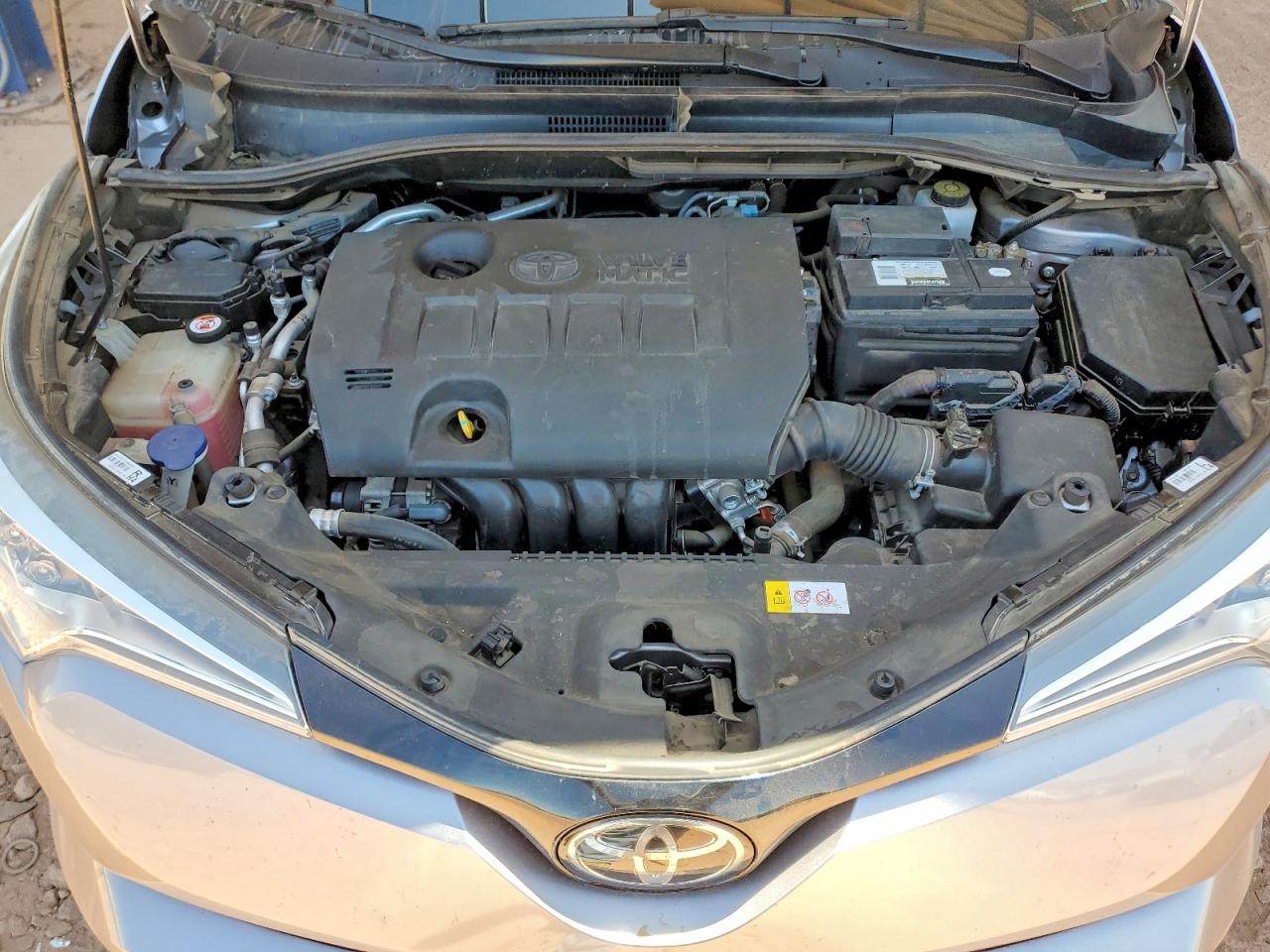 TOYOTA C-HR 2018 — 13