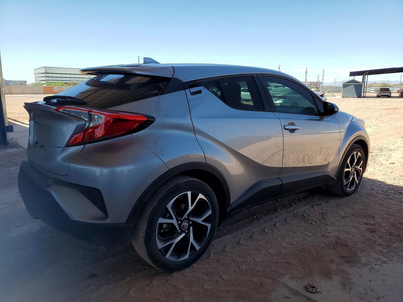 TOYOTA C-HR 2018 — 4