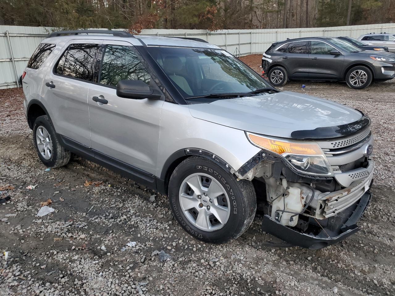FORD EXPLORER 2013 — 5