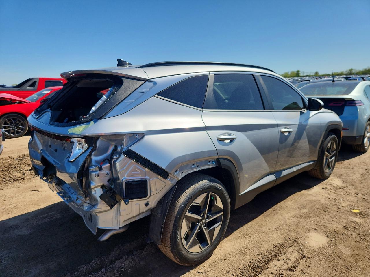 HYUNDAI TUCSON 2025 — 4