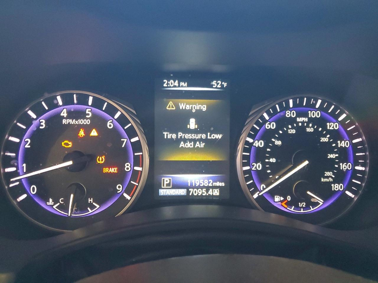 INFINITI Q50 2014 — 10