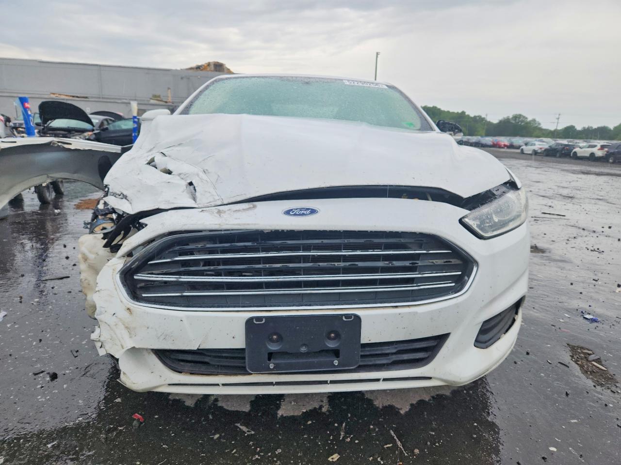 FORD FUSION 2016 — 6