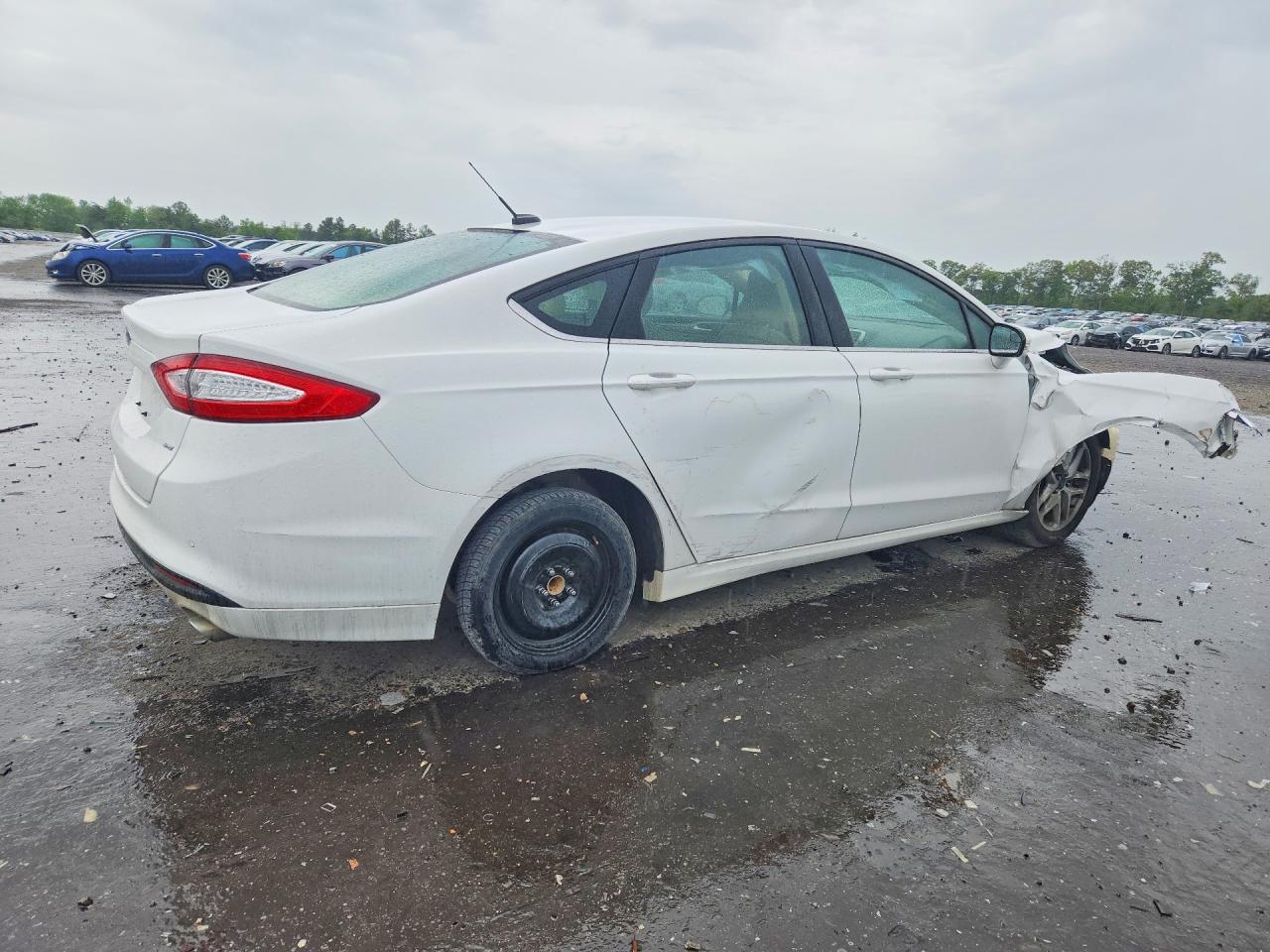 FORD FUSION 2016 — 4