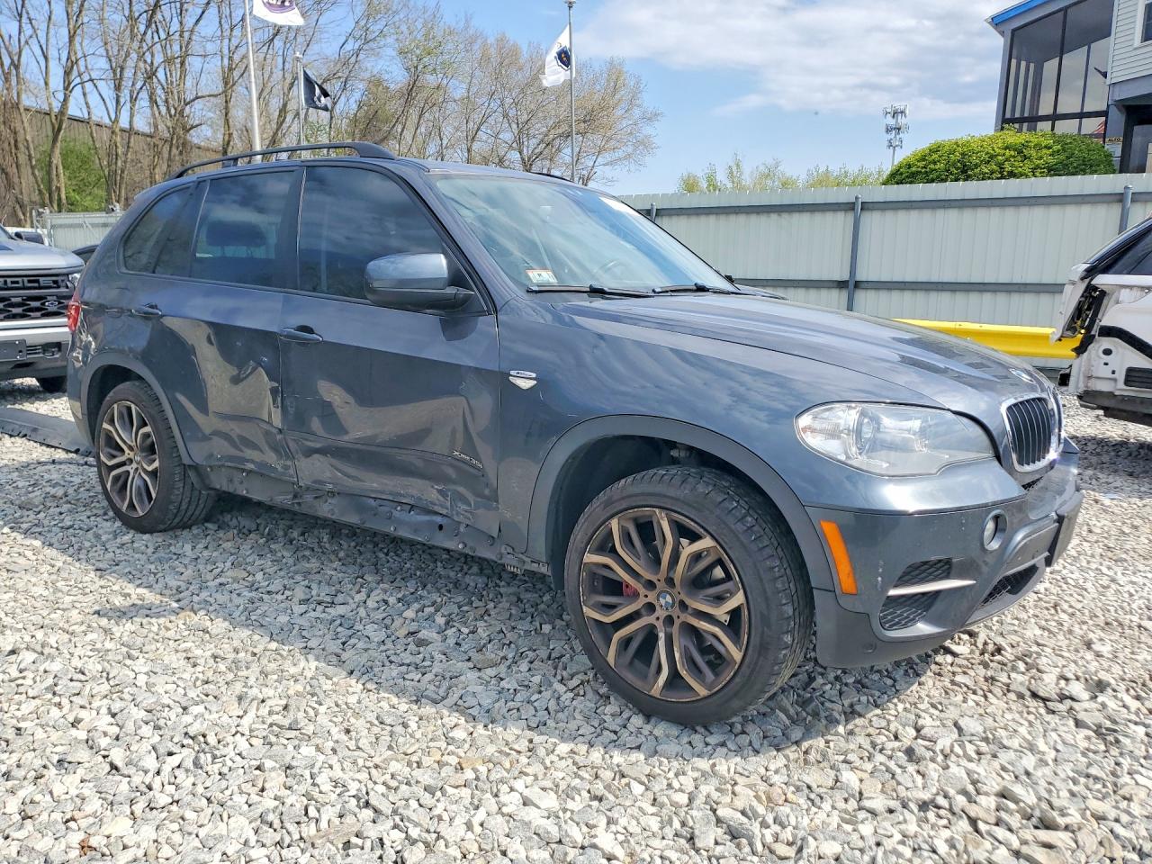 BMW X5 2012 — 5