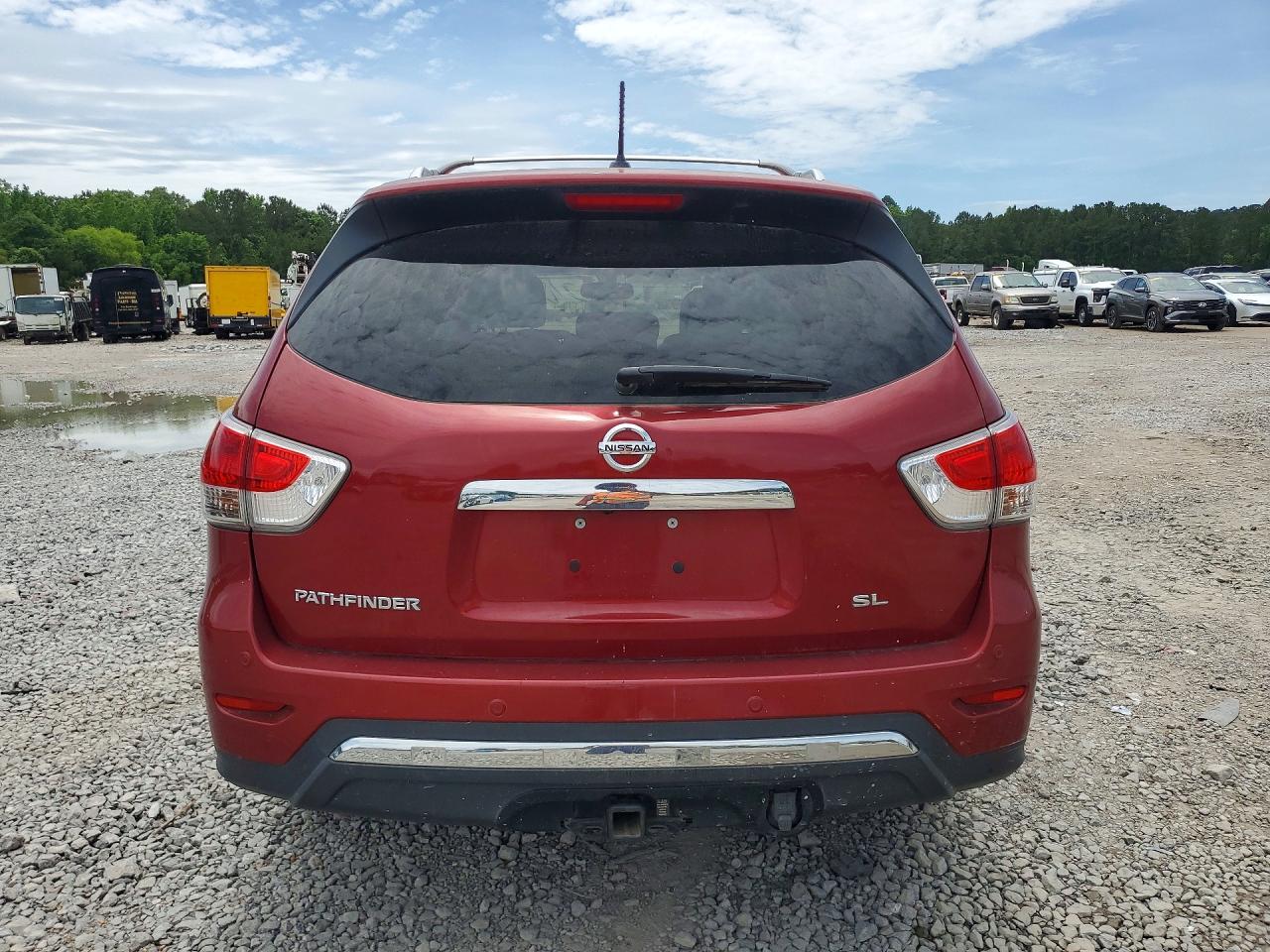 NISSAN PATHFINDER 2015 — 7