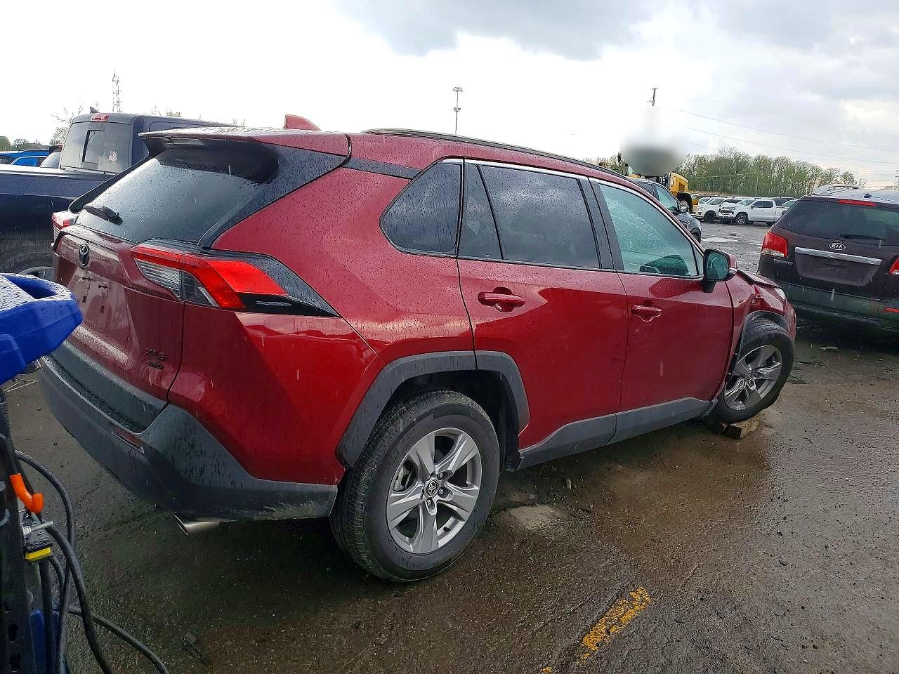 TOYOTA RAV4 2025 — 4