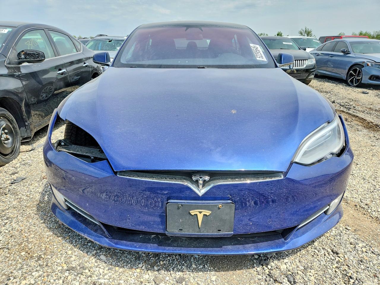 TESLA MODEL S 2017 — 6