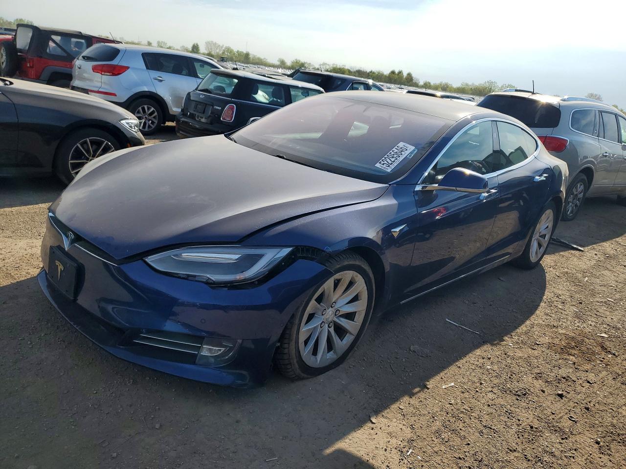 TESLA MODEL S 2017 — 2