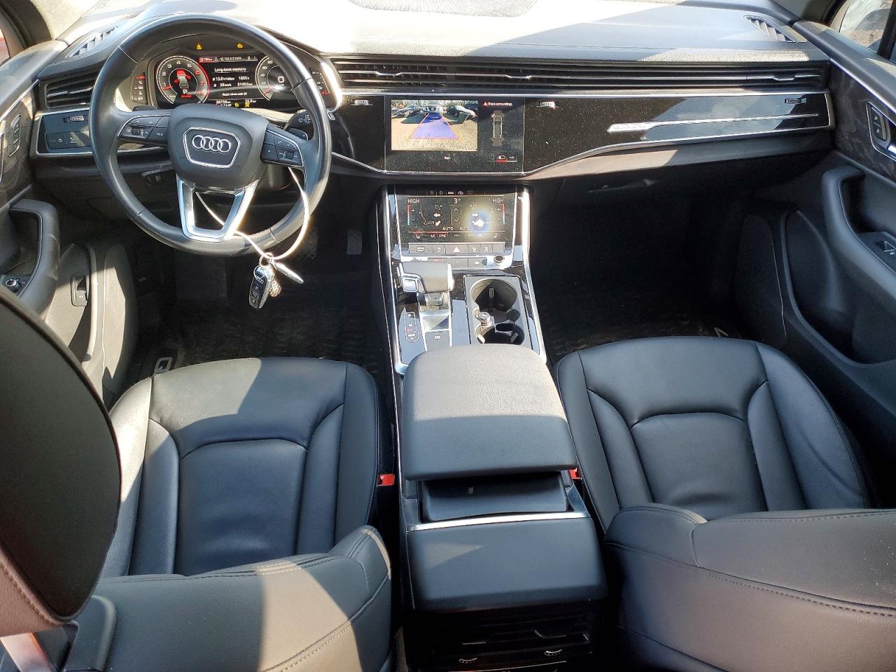 AUDI Q7 2023 — 9