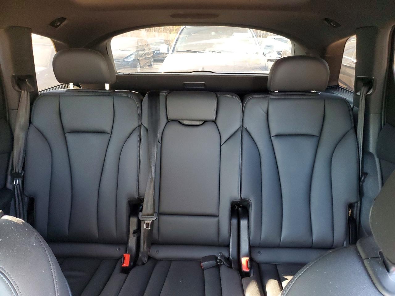 AUDI Q7 2023 — 11