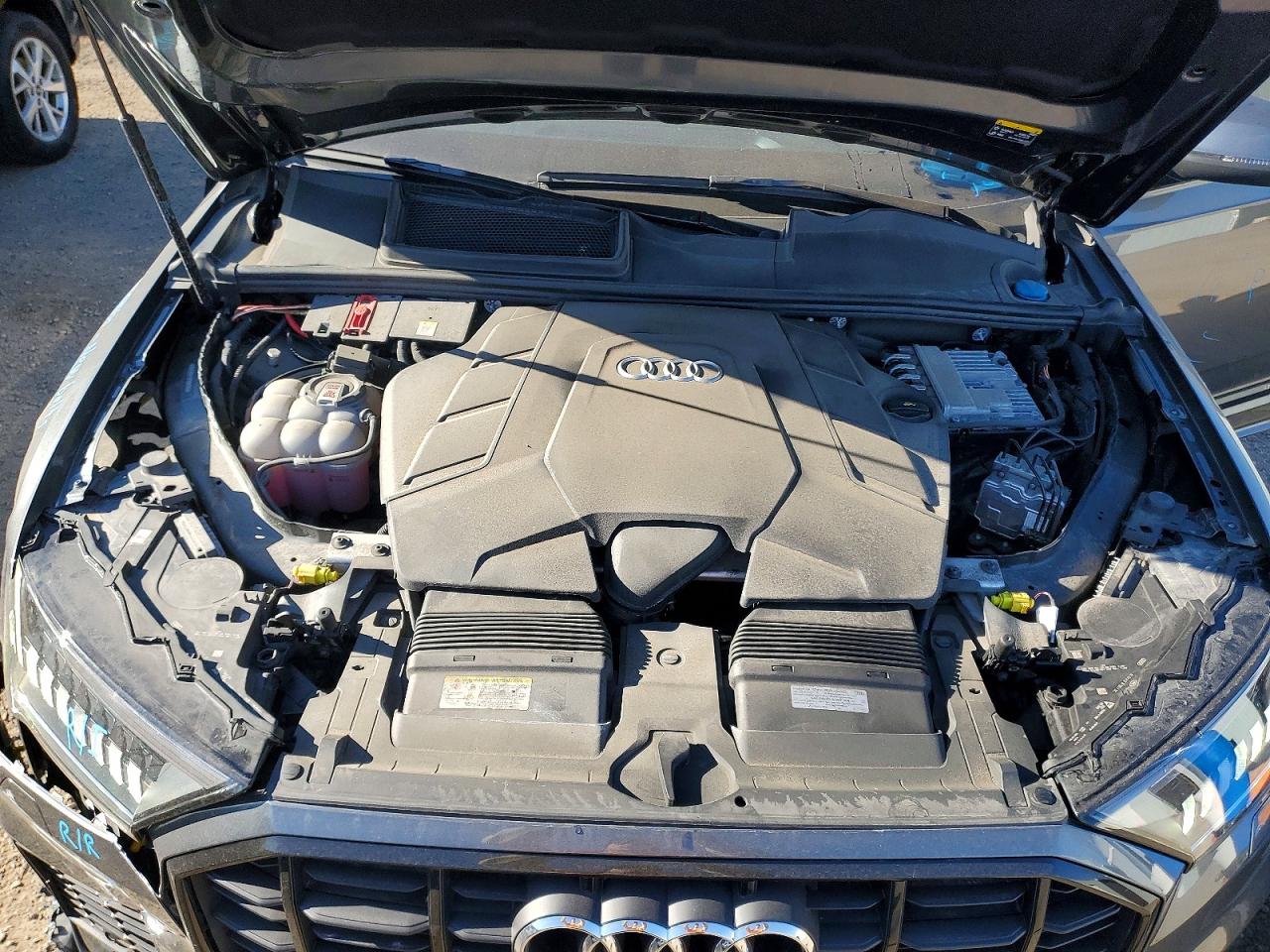 AUDI Q7 2023 — 13