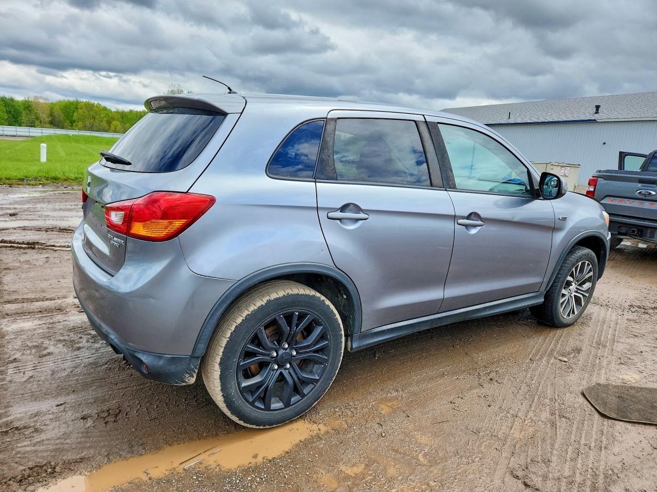 MITSUBISHI OUTLANDER SPORT 2016 — 4