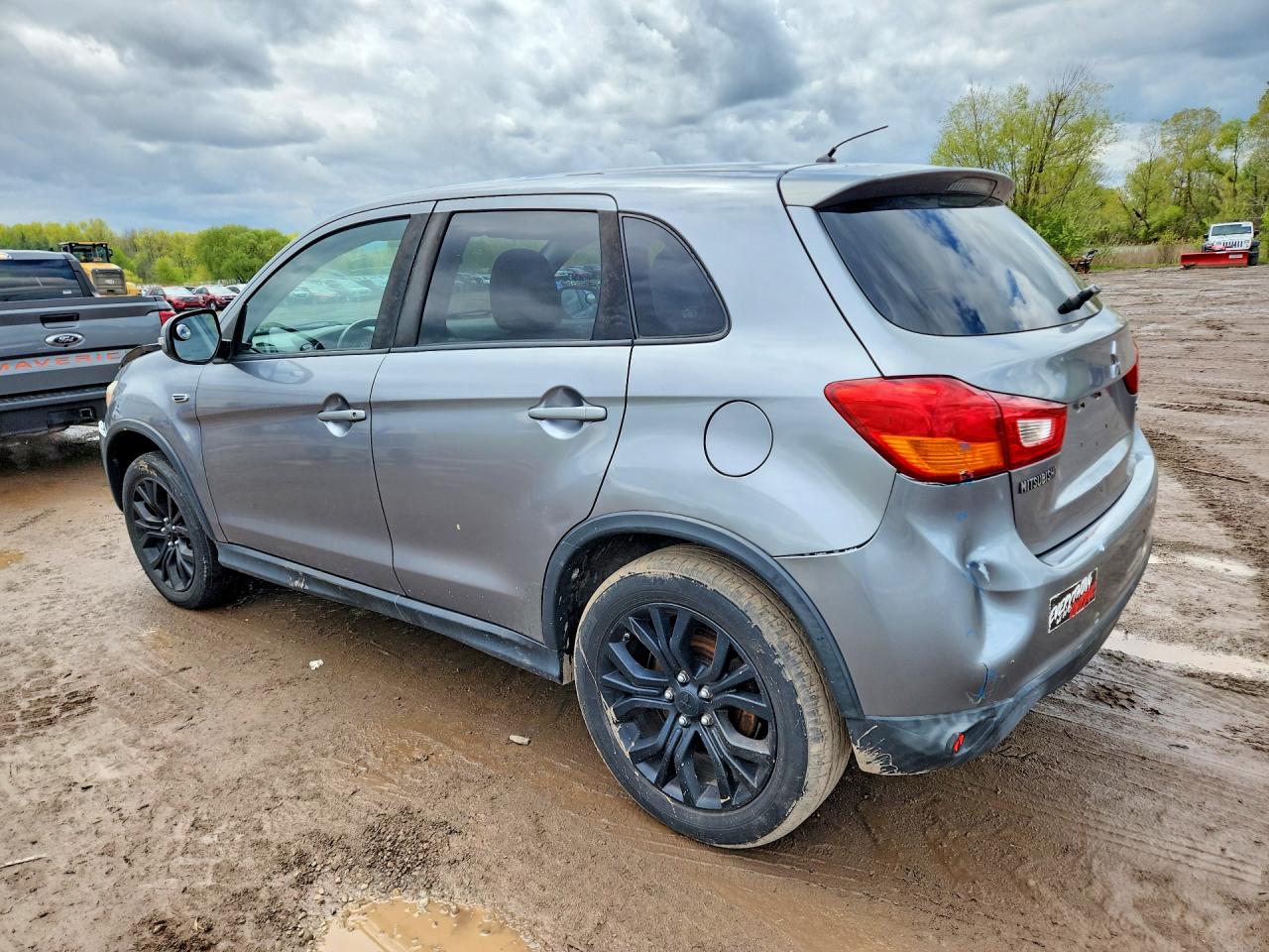 MITSUBISHI OUTLANDER SPORT 2016 — 3