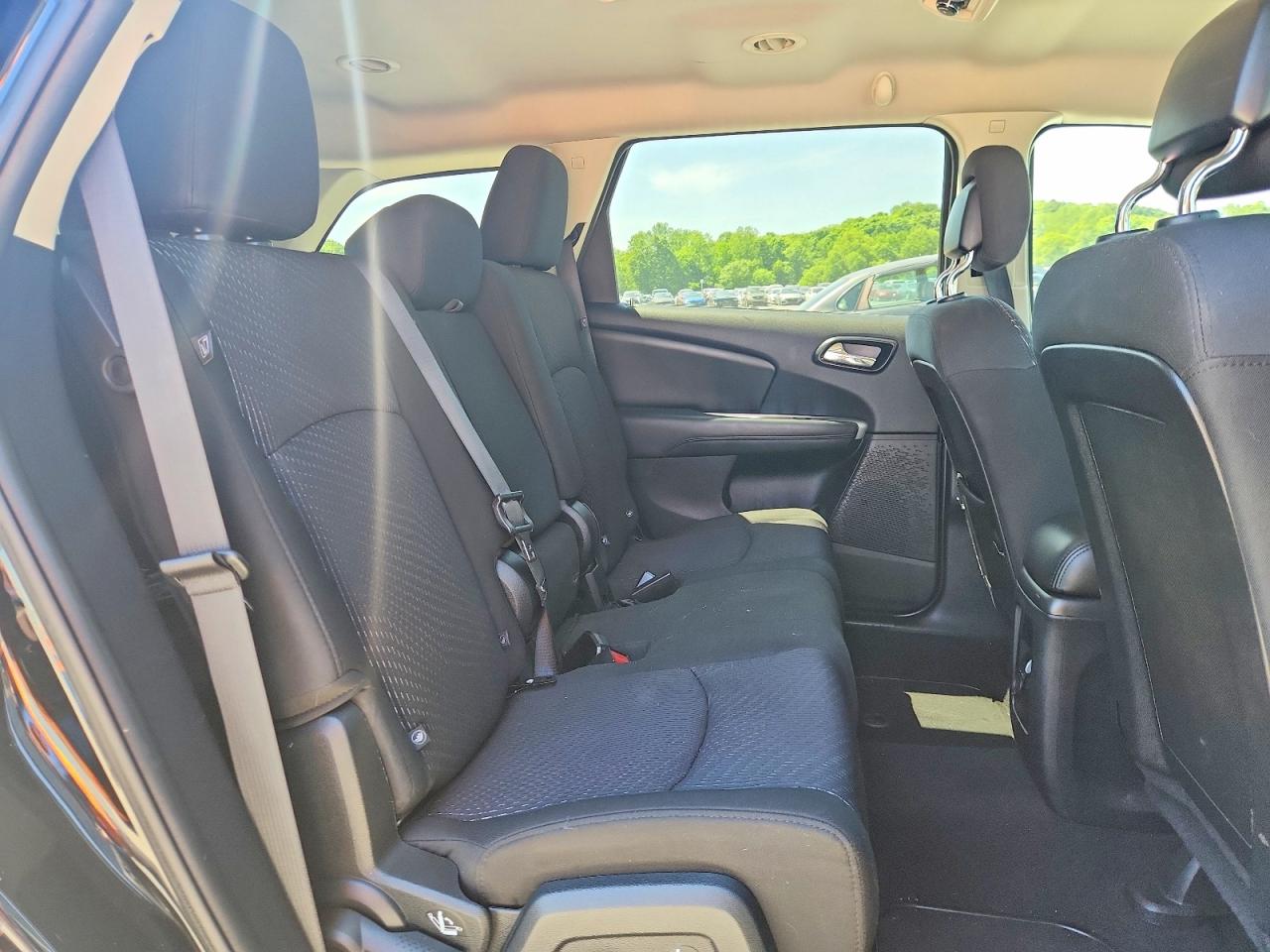 DODGE JOURNEY 2016 — 12