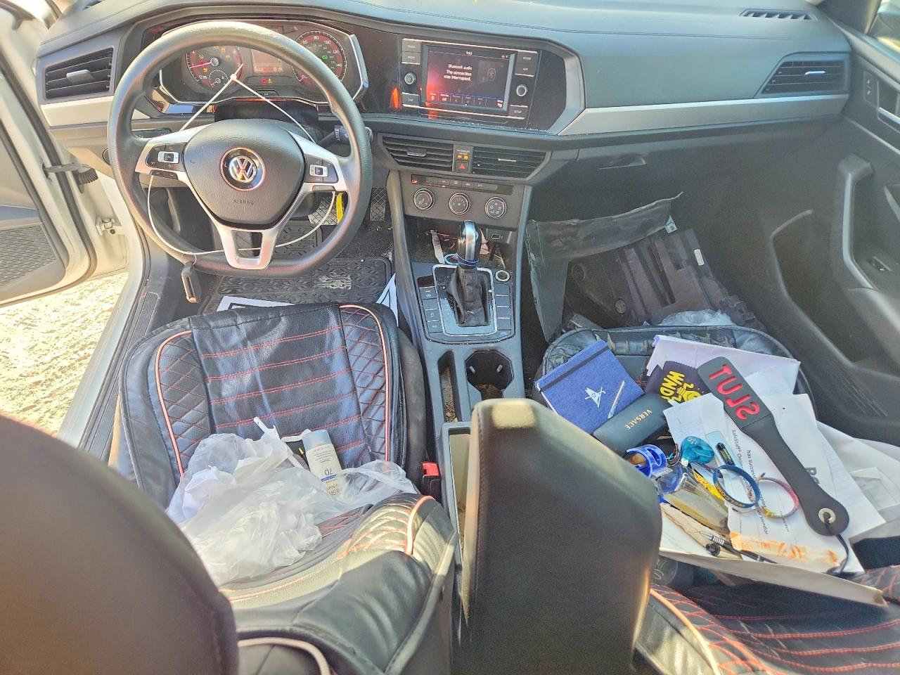 VOLKSWAGEN JETTA 2019 — 9