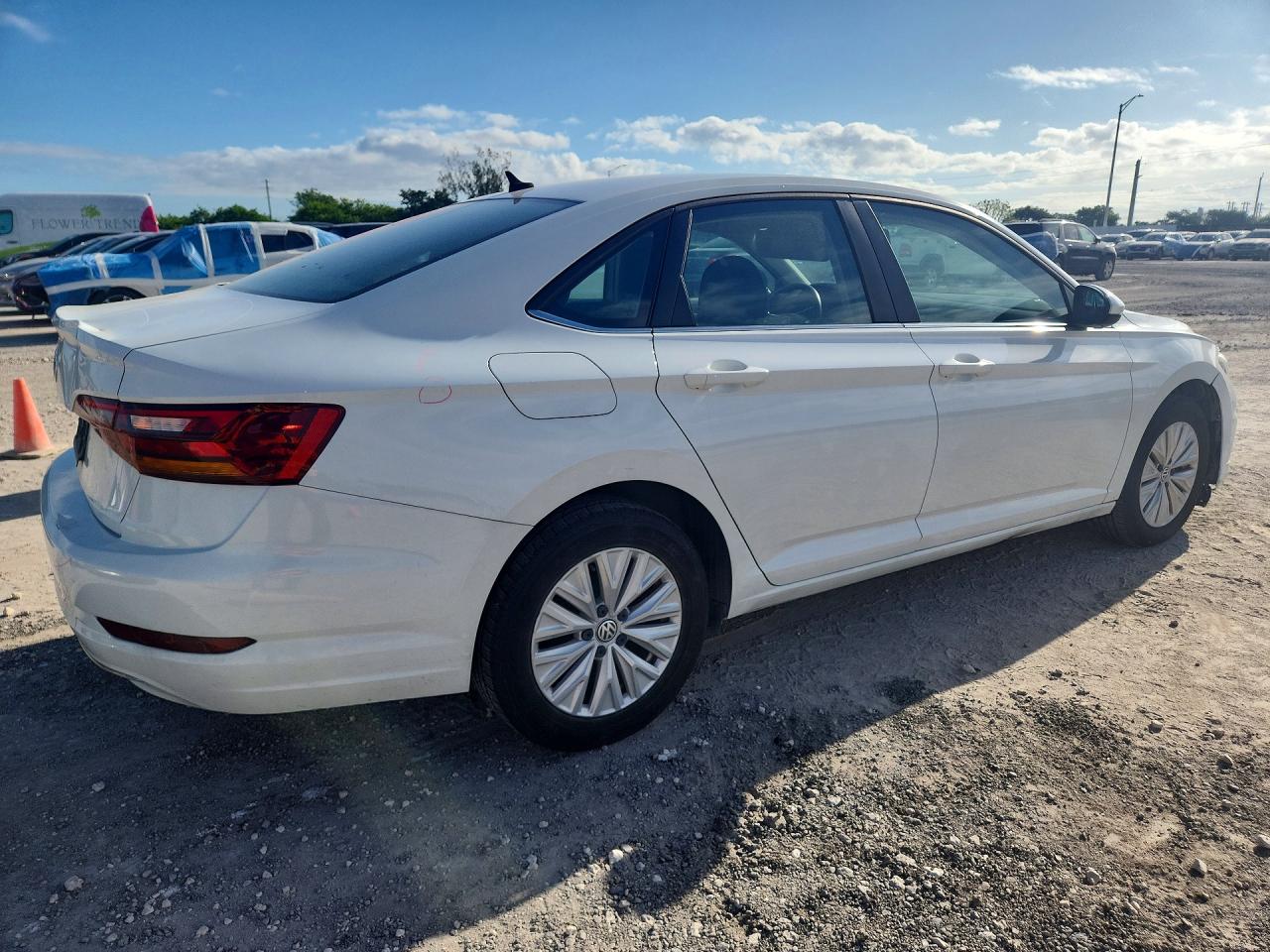 VOLKSWAGEN JETTA 2019 — 4