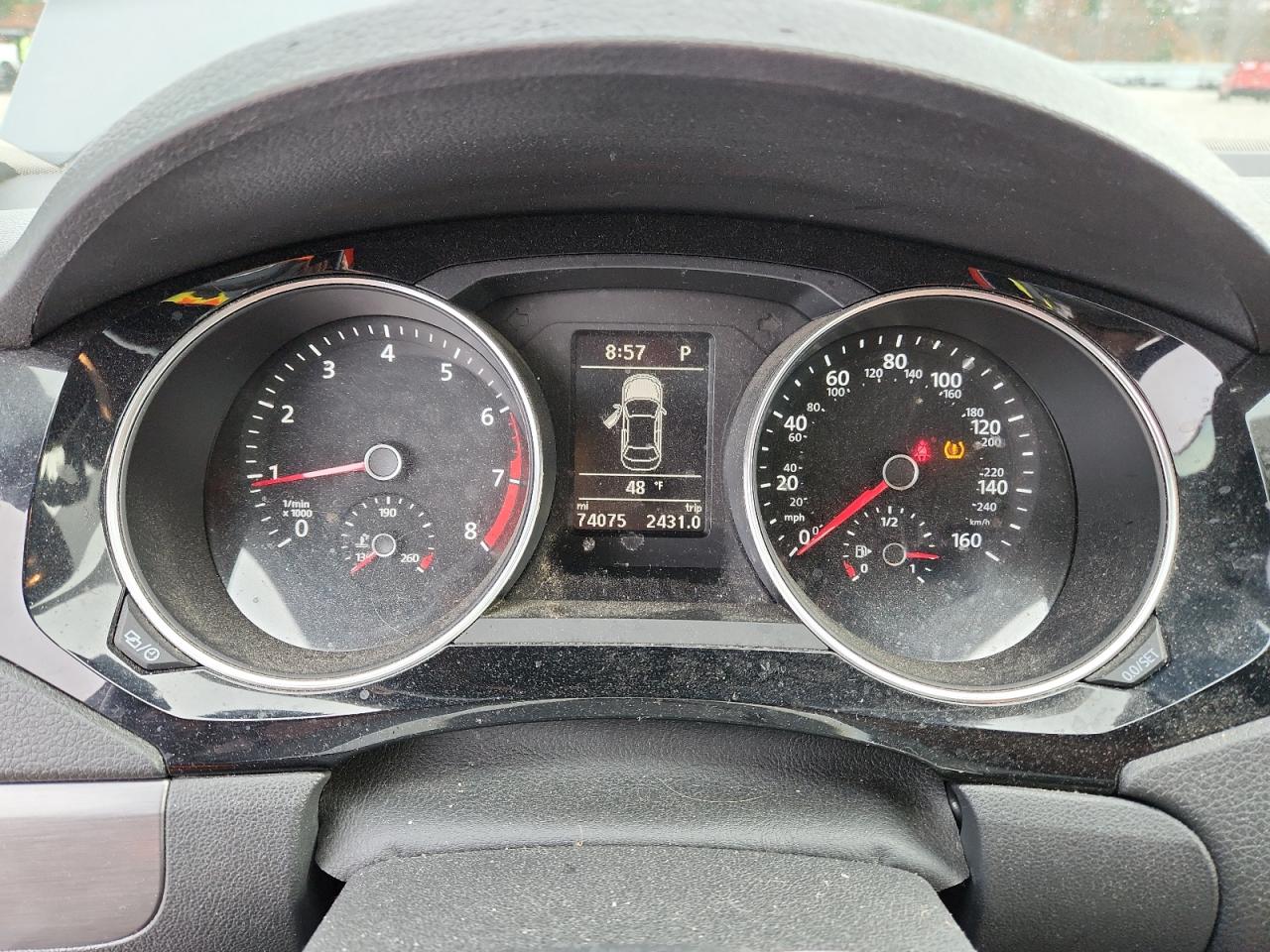 VOLKSWAGEN JETTA SPORT 2016 — 10