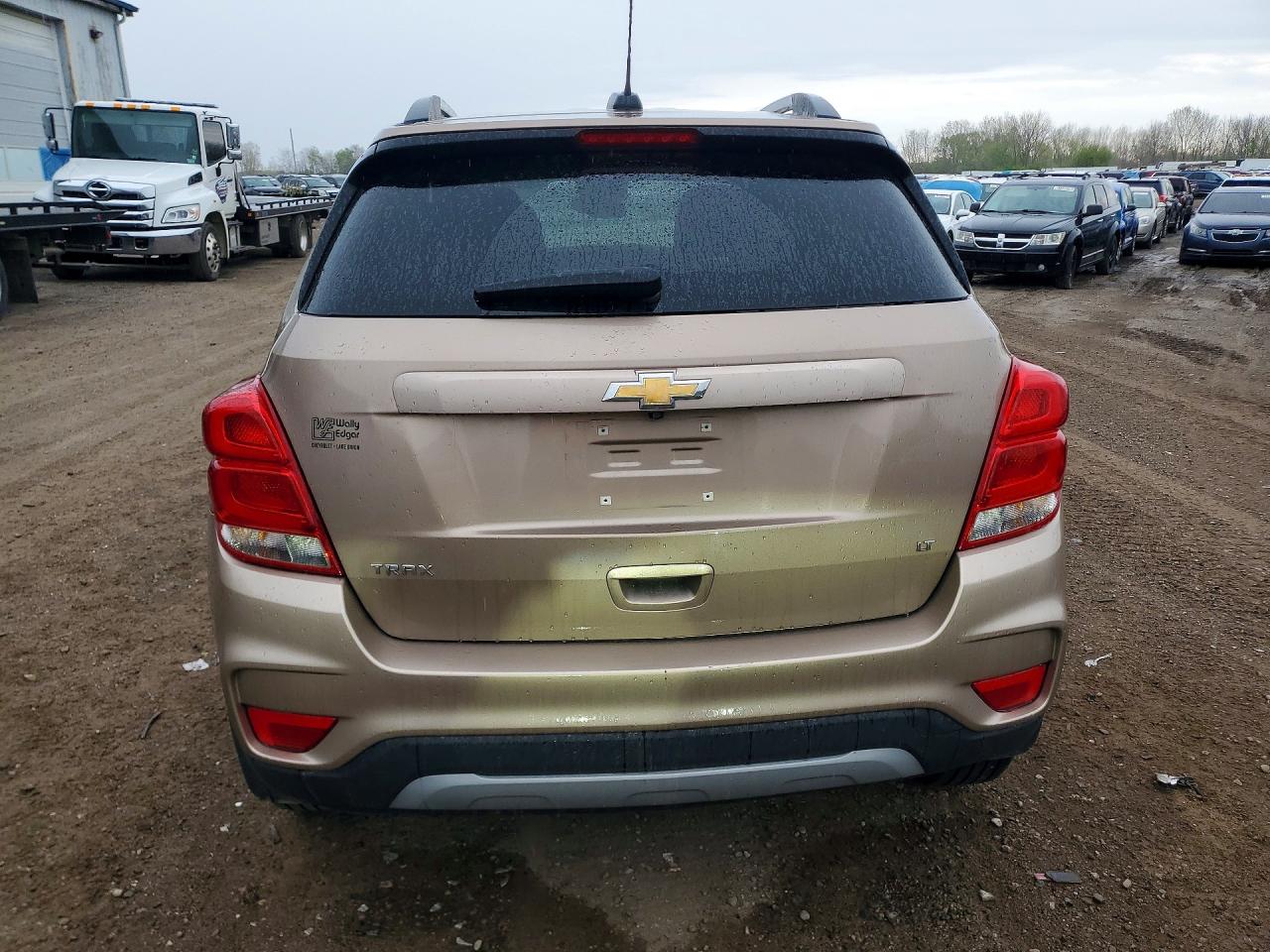 CHEVROLET TRAX 2018 — 7