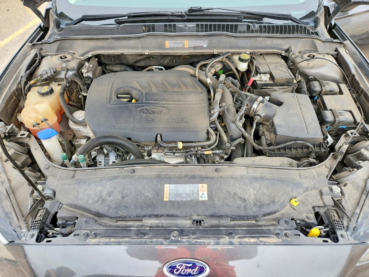 FORD FUSION 2017 — 12