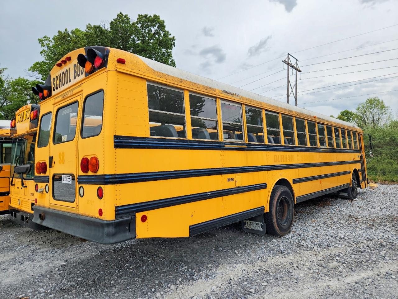 2006 THOMAS SAF-T-LINER HDX