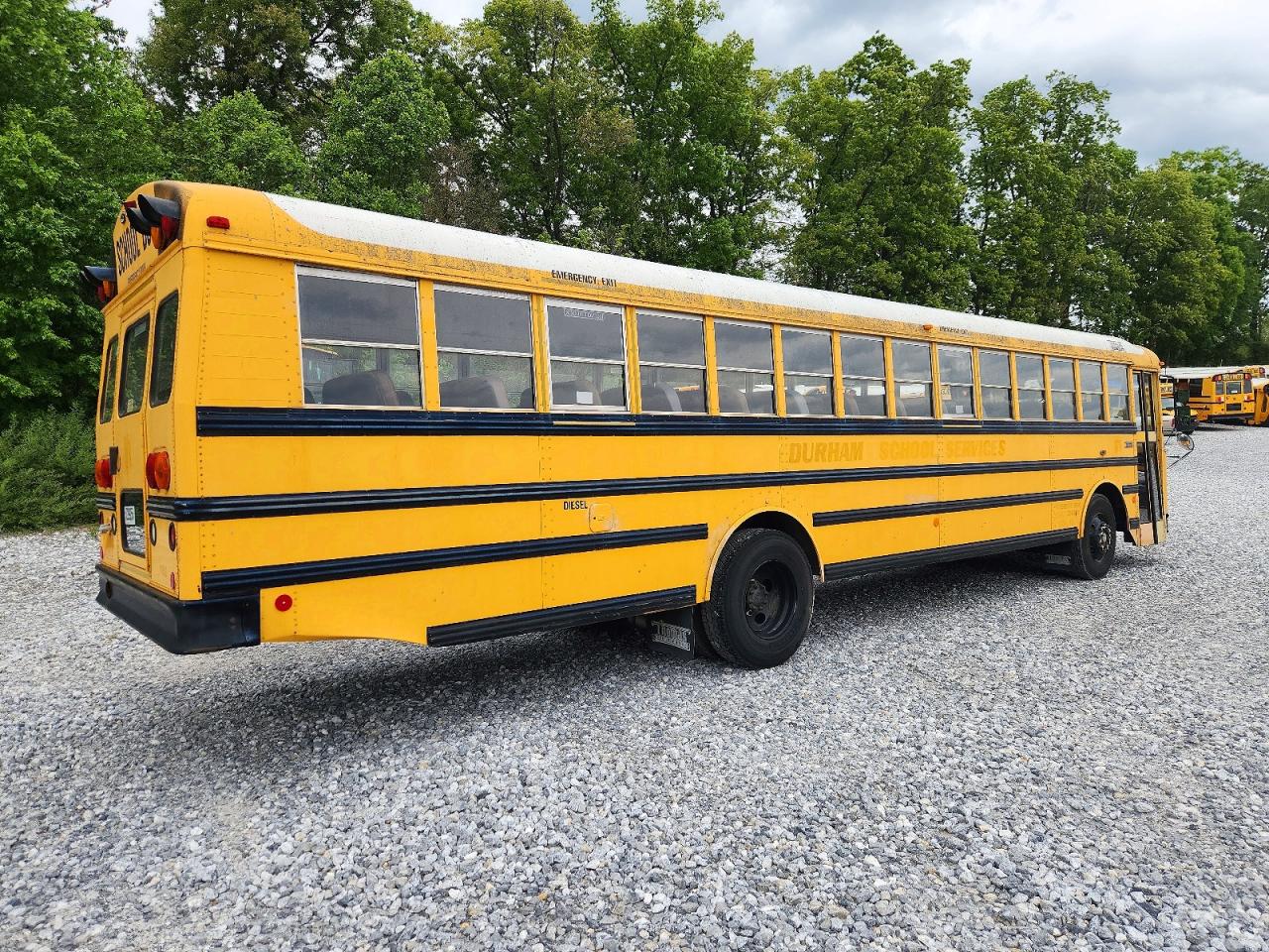 2006 THOMAS SAF-T-LINER HDX