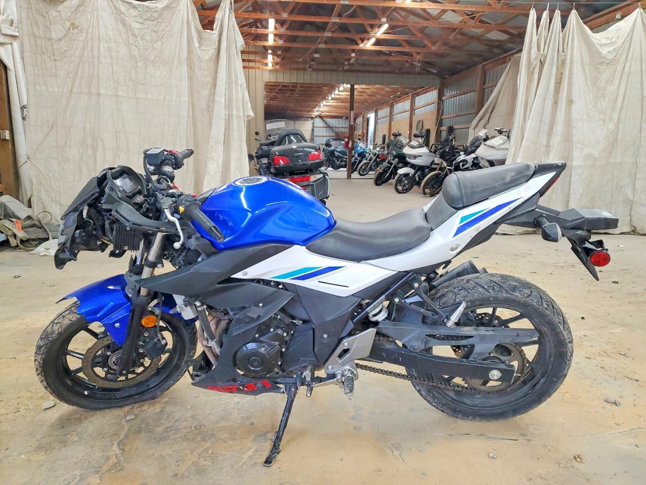 SUZUKI GSX250R 2019 — 4